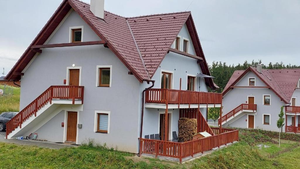 Apartman U Sedmikrasky Vaclavov u Bruntalu Экстерьер фото